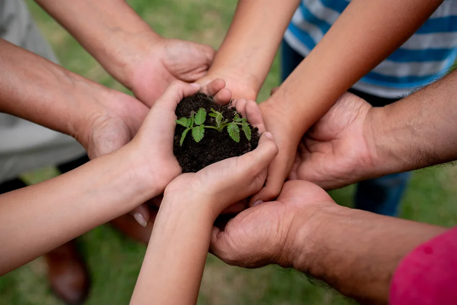 Siembra y comunidad unida por el agro